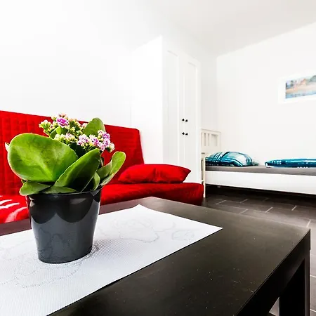 Messewohnung Buchforst Кёльн Номер фото